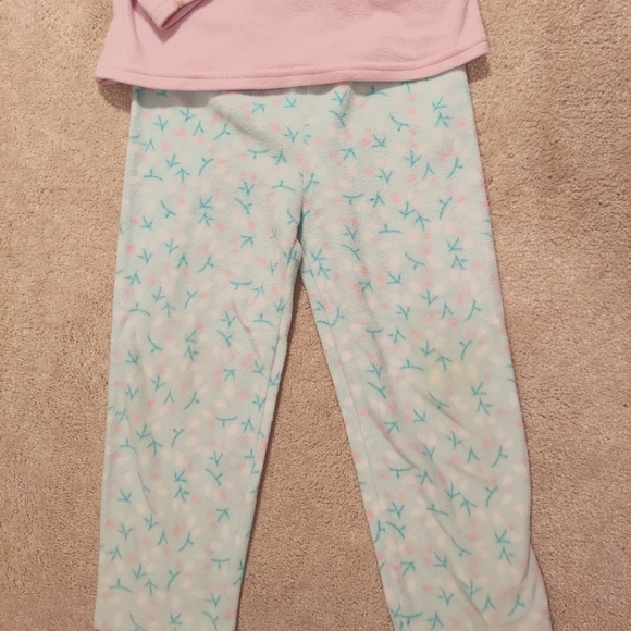 Fleece PJs - Picture 3 of 5